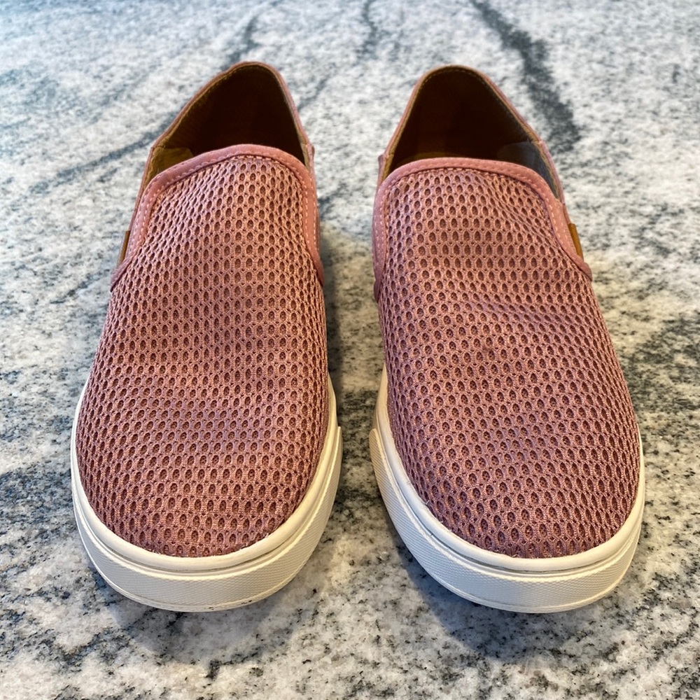 Olukai Pehuea Ash Rose Women’s Slip On Shoes - Size 8.5 - Like New